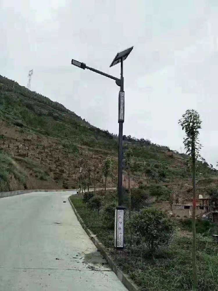 伊犁哈萨克仿古太阳能路灯